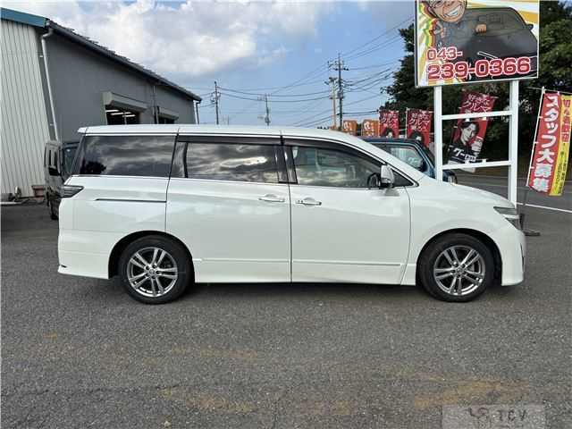 2013 Nissan Elgrand