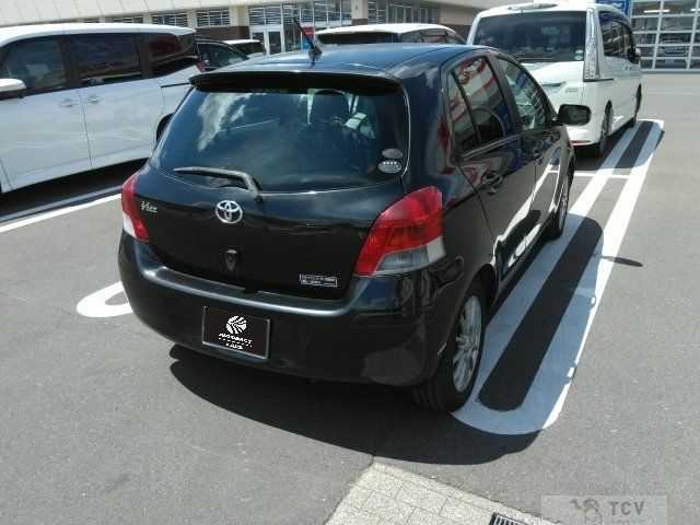 2010 Toyota Vitz
