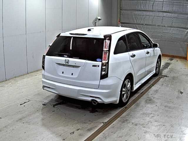 2013 Honda Stream