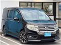 2013 Honda Step WGN