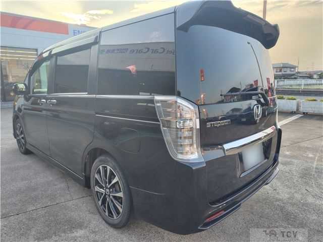 2012 Honda Step WGN