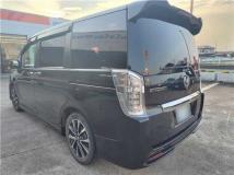 2012 Honda Step WGN