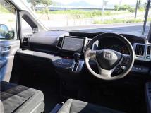 2013 Honda Step WGN