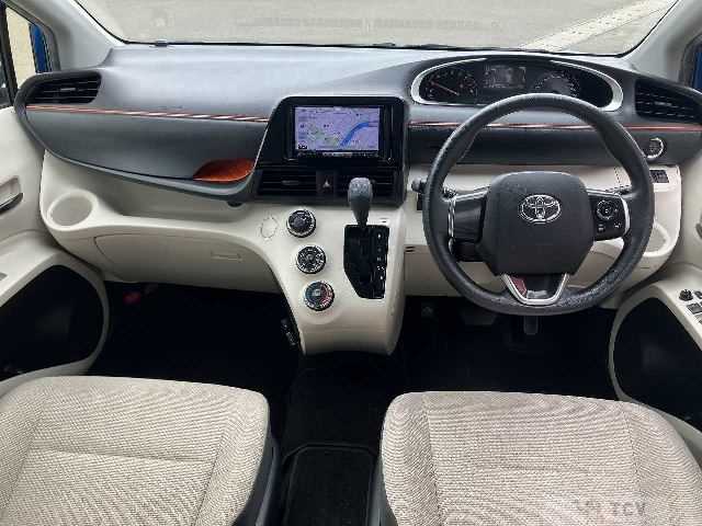 2018 Toyota Sienta