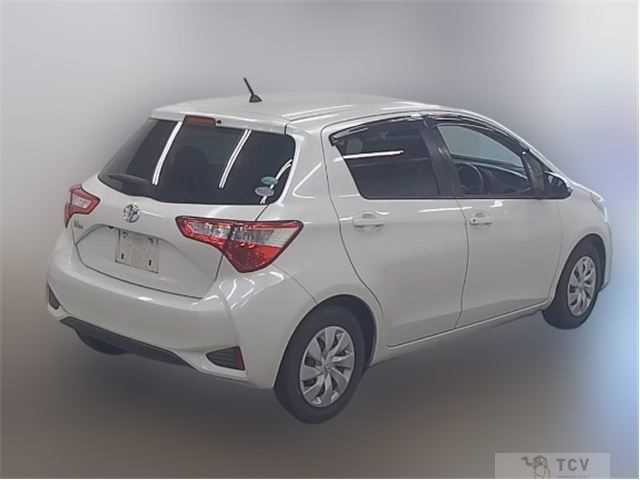 2017 Toyota Vitz