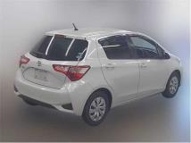 2017 Toyota Vitz