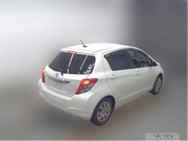 2012 Toyota Vitz
