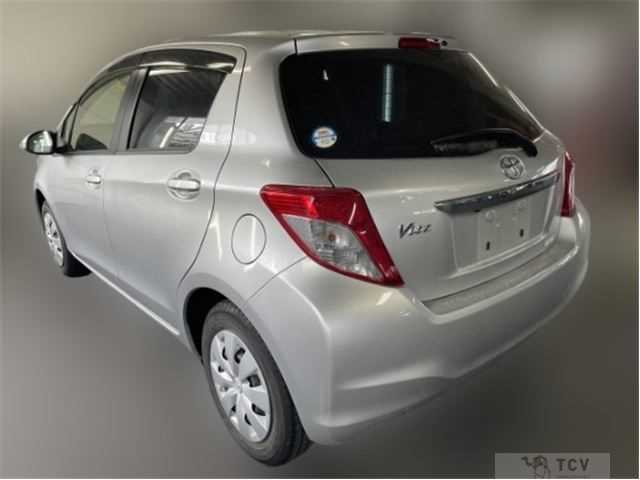 2013 Toyota Vitz