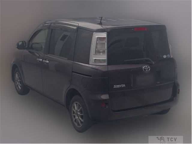 2011 Toyota Sienta