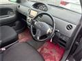 2011 Toyota Sienta