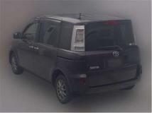 2011 Toyota Sienta
