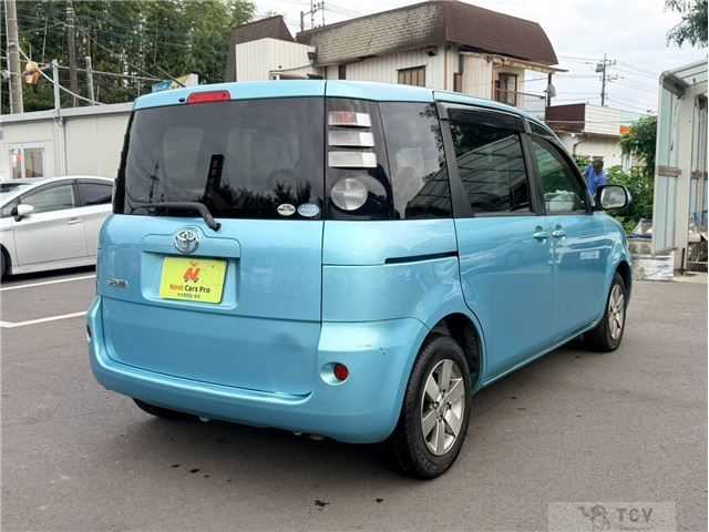 2007 Toyota Sienta