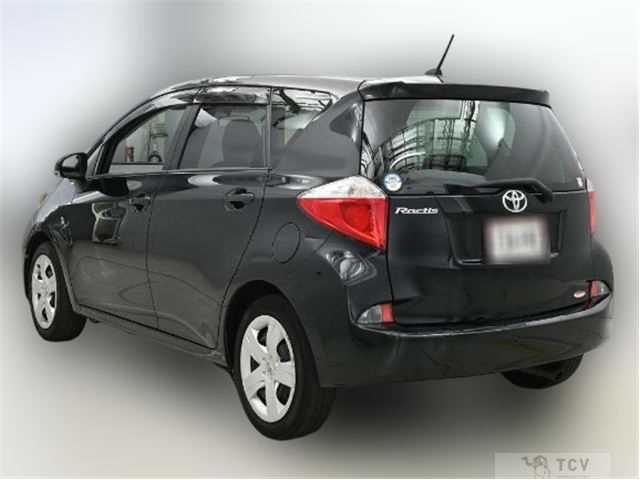 2011 Toyota Ractis