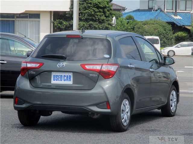 2017 Toyota Vitz