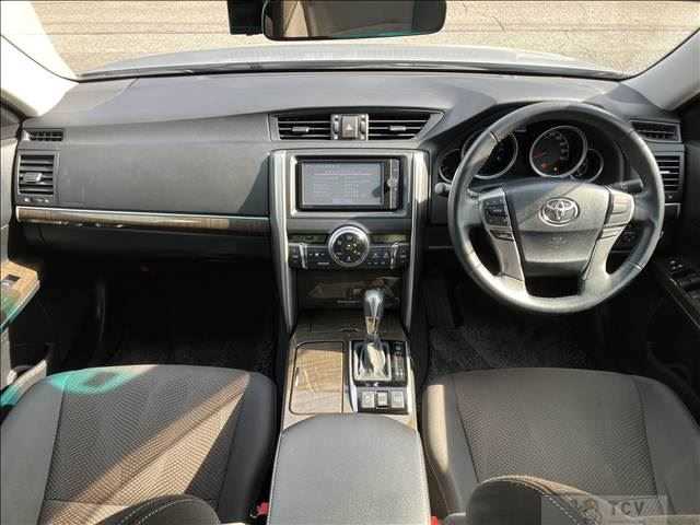 2013 Toyota Mark X