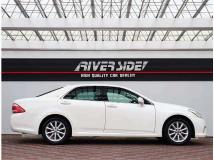 2010 Toyota Crown Royal Series
