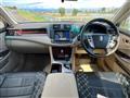 2012 Toyota Crown