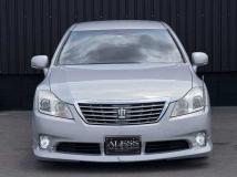 2010 Toyota Crown Royal Series