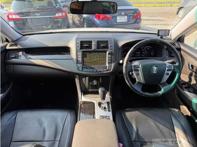 2010 Toyota Crown Athlete Series