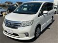 2011 Nissan Serena