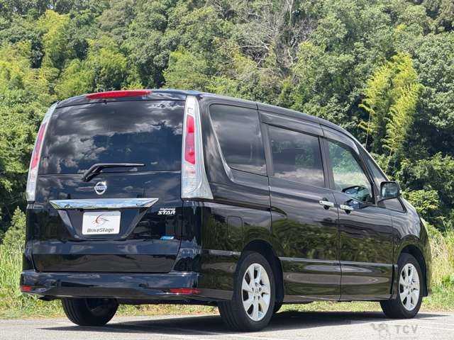 2012 Nissan Serena