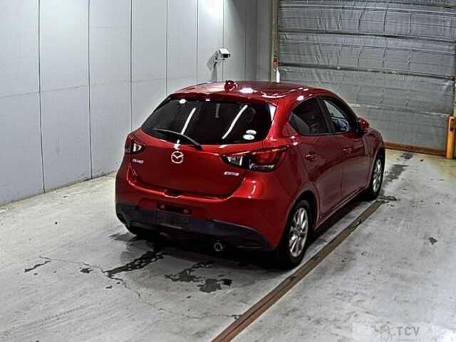 2016 Mazda Demio