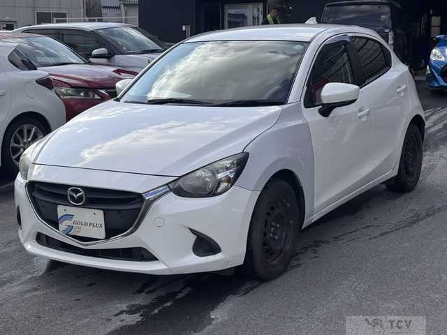 2017 Mazda Demio