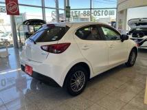 2016 Mazda Demio