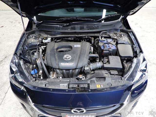 2016 Mazda Demio