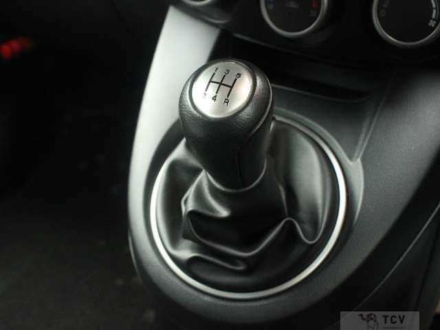 2012 Mazda Demio