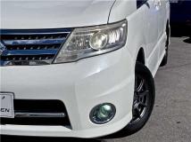 2010 Nissan Serena