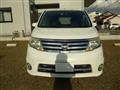 2008 Nissan Serena