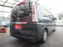 2011 Nissan Serena