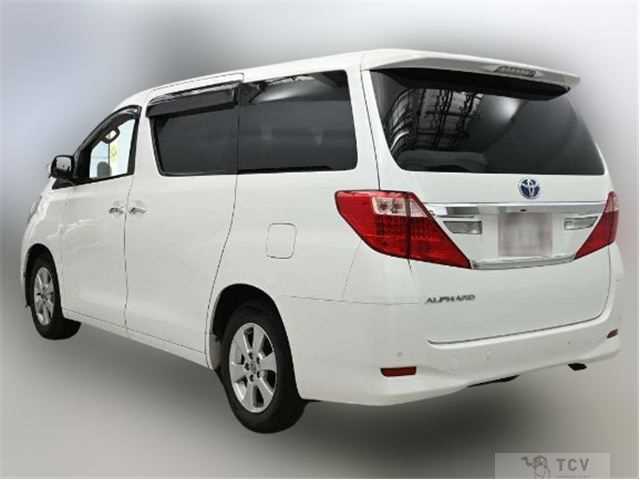 2013 Toyota Alphard