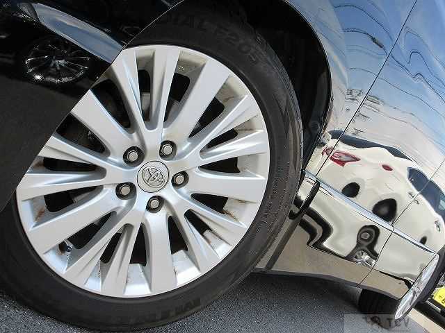 2013 Toyota Vellfire