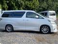 2010 Toyota Vellfire