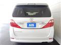 2013 Toyota Alphard