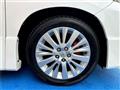 2012 Toyota Vellfire