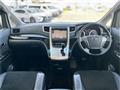 2014 Toyota Vellfire