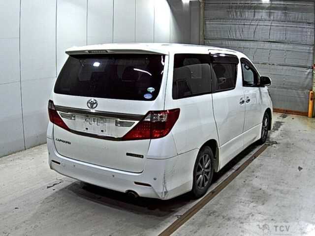 2014 Toyota Alphard