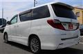 2013 Toyota Alphard