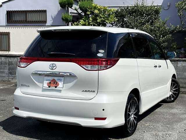 2009 Toyota Estima