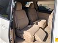2013 Toyota Estima