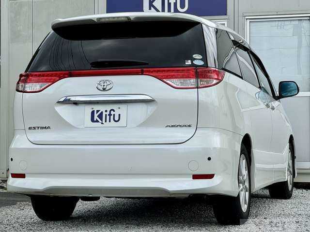2010 Toyota Estima