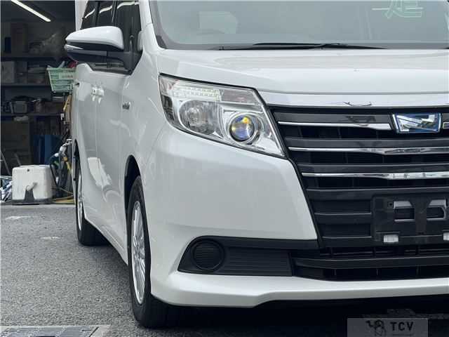2015 Toyota Noah