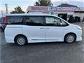 2015 Toyota Noah