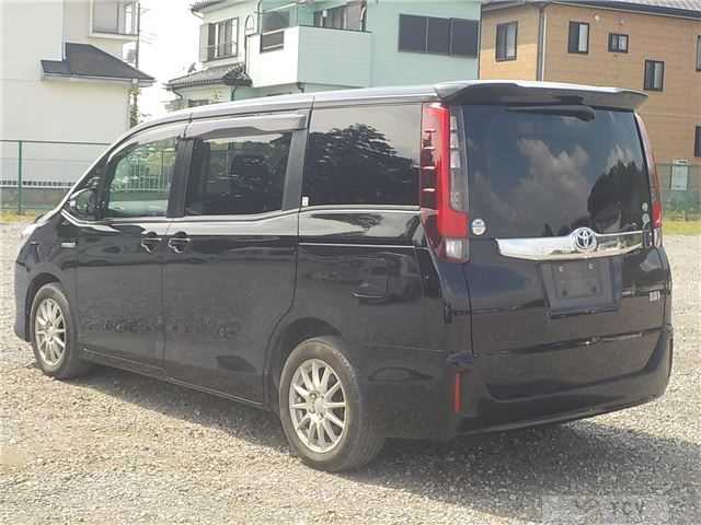 2014 Toyota Noah
