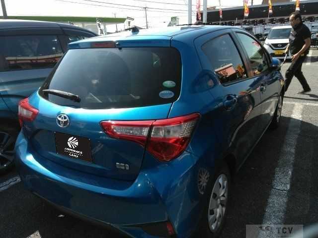 2017 Toyota Vitz