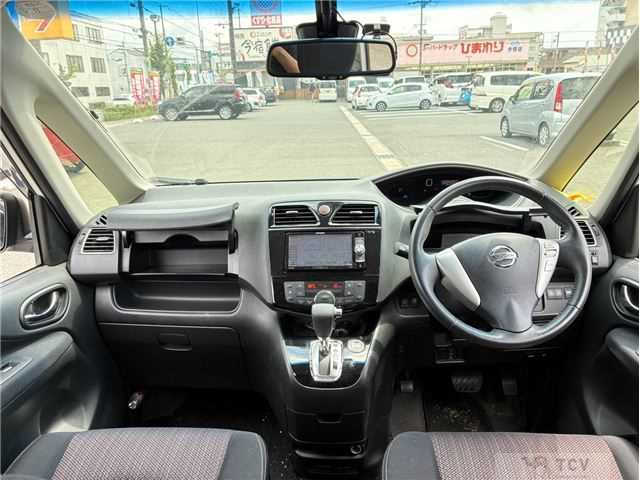 2016 Nissan Serena