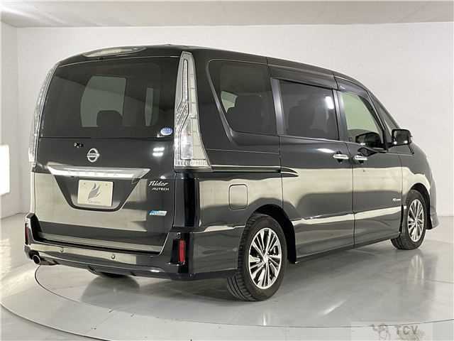 2014 Nissan Serena